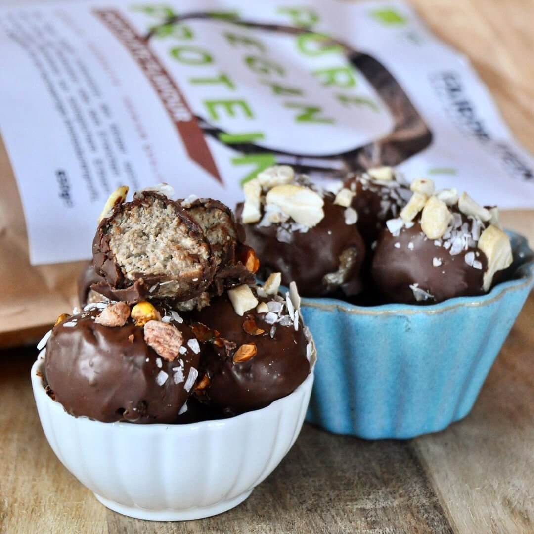 Bolas de proteína de chocolate